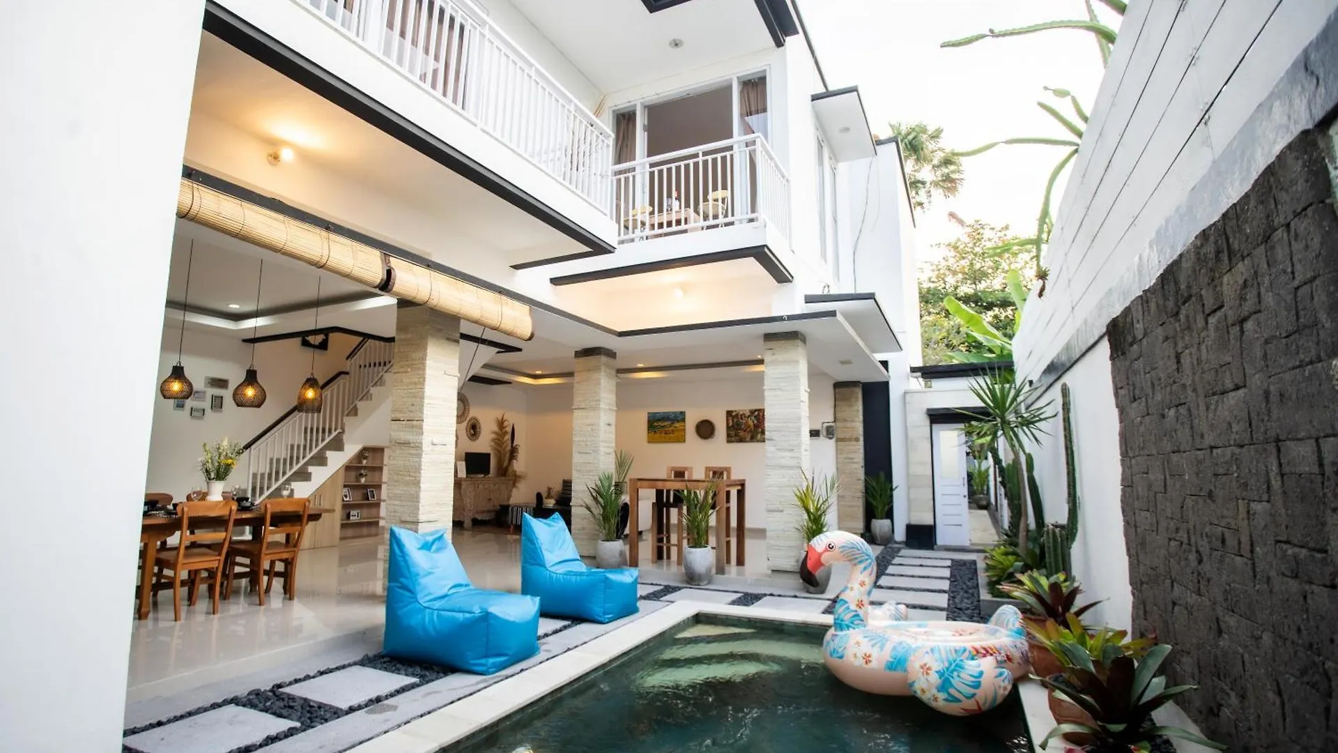 Taman Bali A&R Seminyak Βίλα